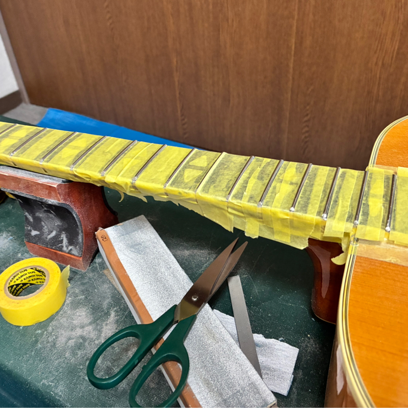 アコギのリフレット初日！