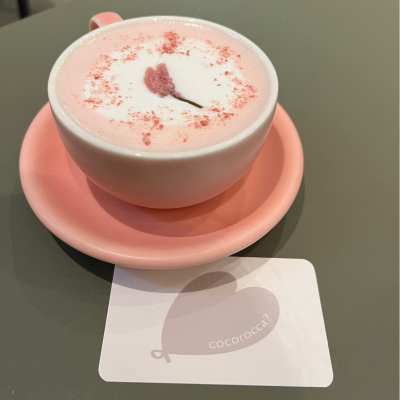 cocoroccaにて桜ラテ