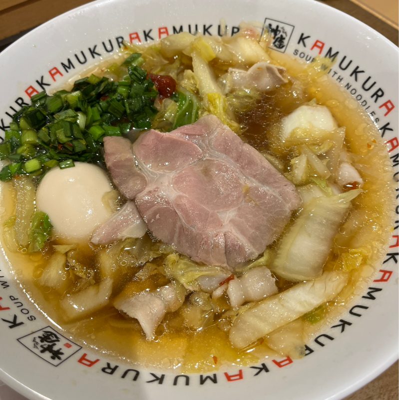 神座でラーメン食べてきました