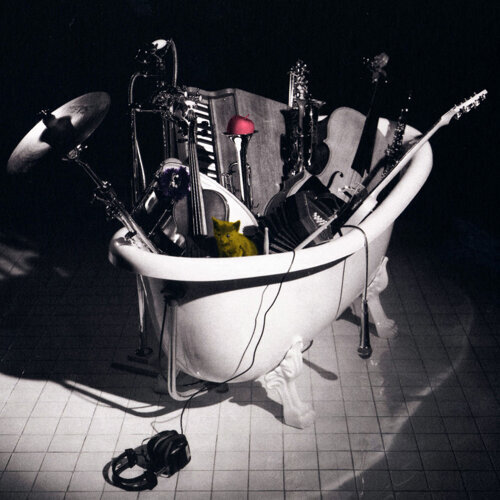 意識 (戦後最大級ノ暴風雨圏内歌唱)　椎名林檎