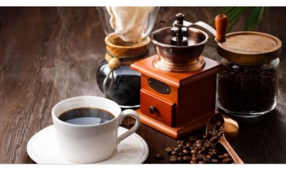 2階の書斎でコーヒータイム