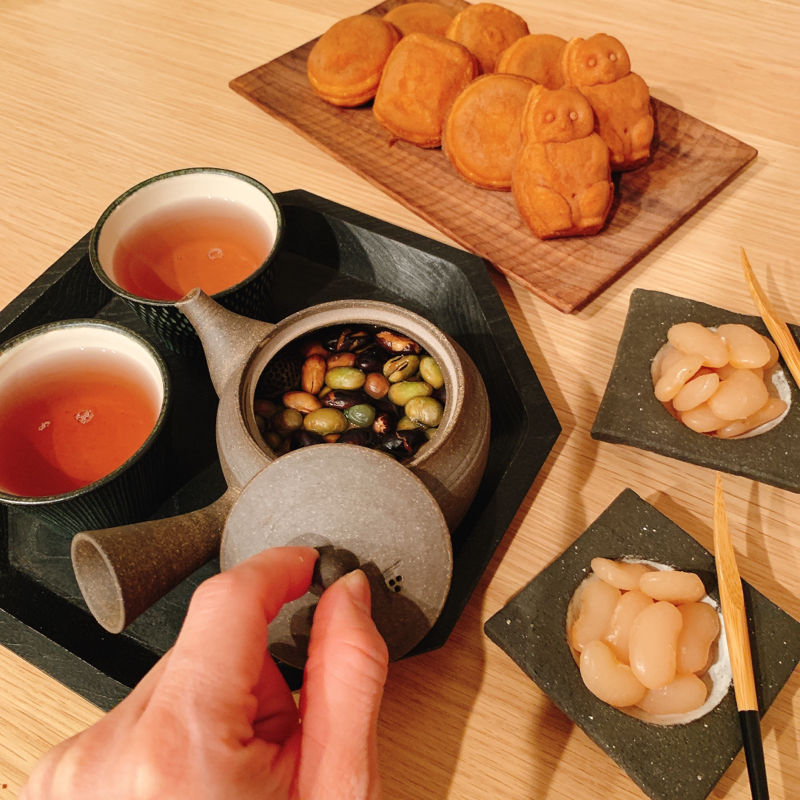 「胃が合う」お茶会(21)節分の豆茶と人形焼