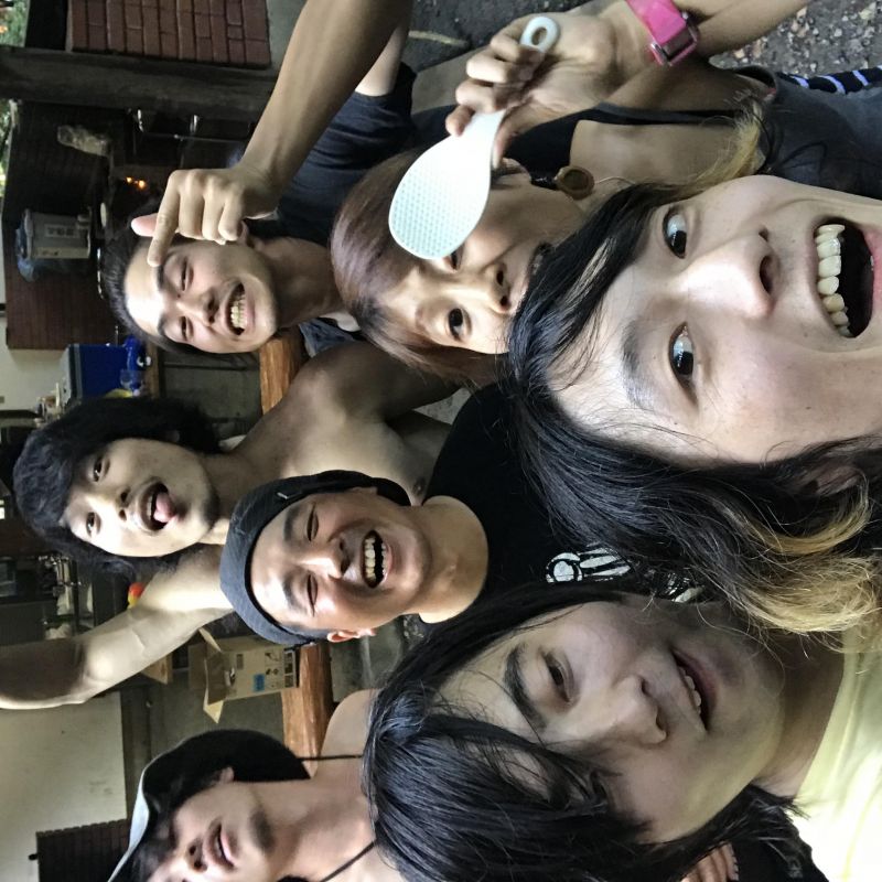 バーベキューウォーキングスレイディオンヌ