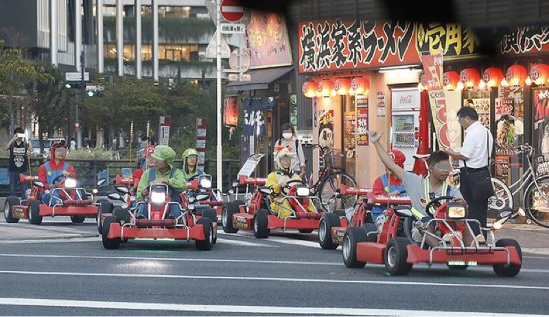 #104 そんな事言わずに褒めようよ⑤渋谷とかでマリオカート乗ってるやつ