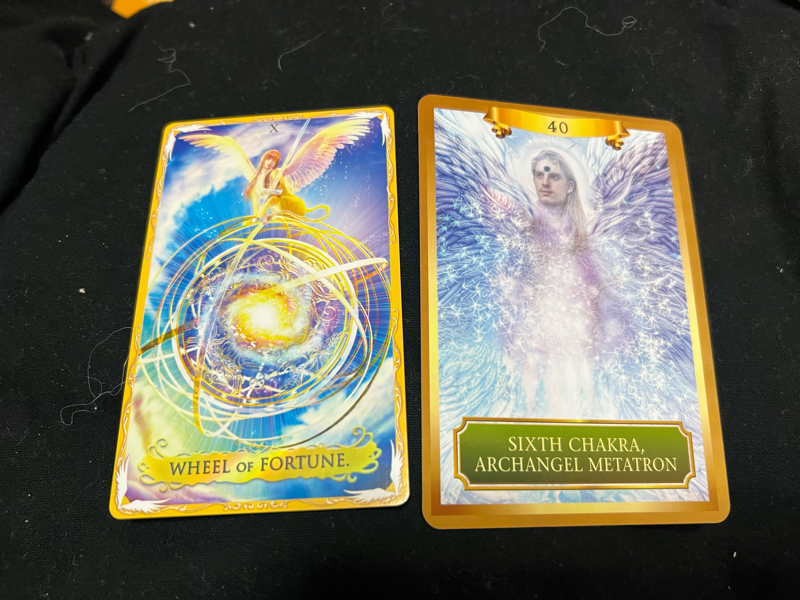 本日のカード今朝のあなたへ 運命の輪 第六チャクラ大天使メタトロン