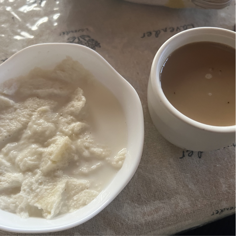 初のパン粥作ってみた。