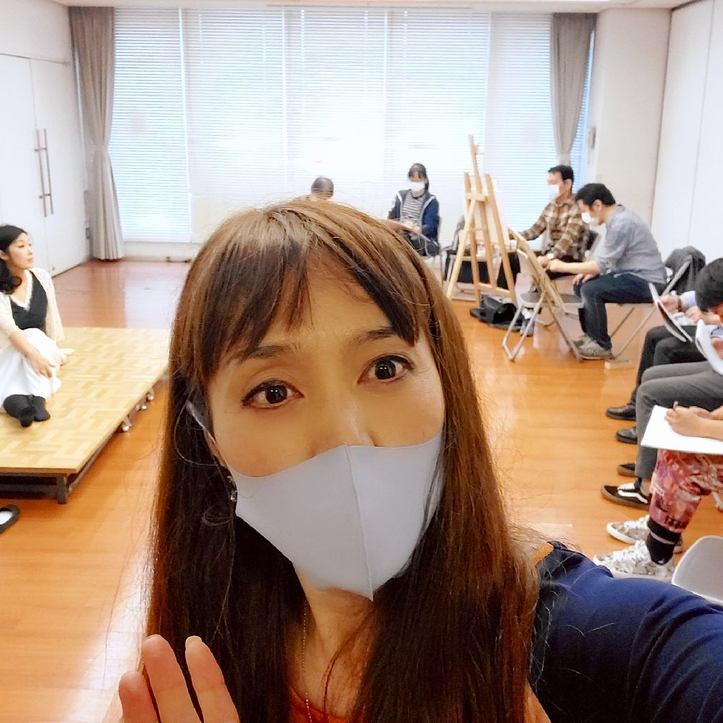 デッサン会より配線していまーす