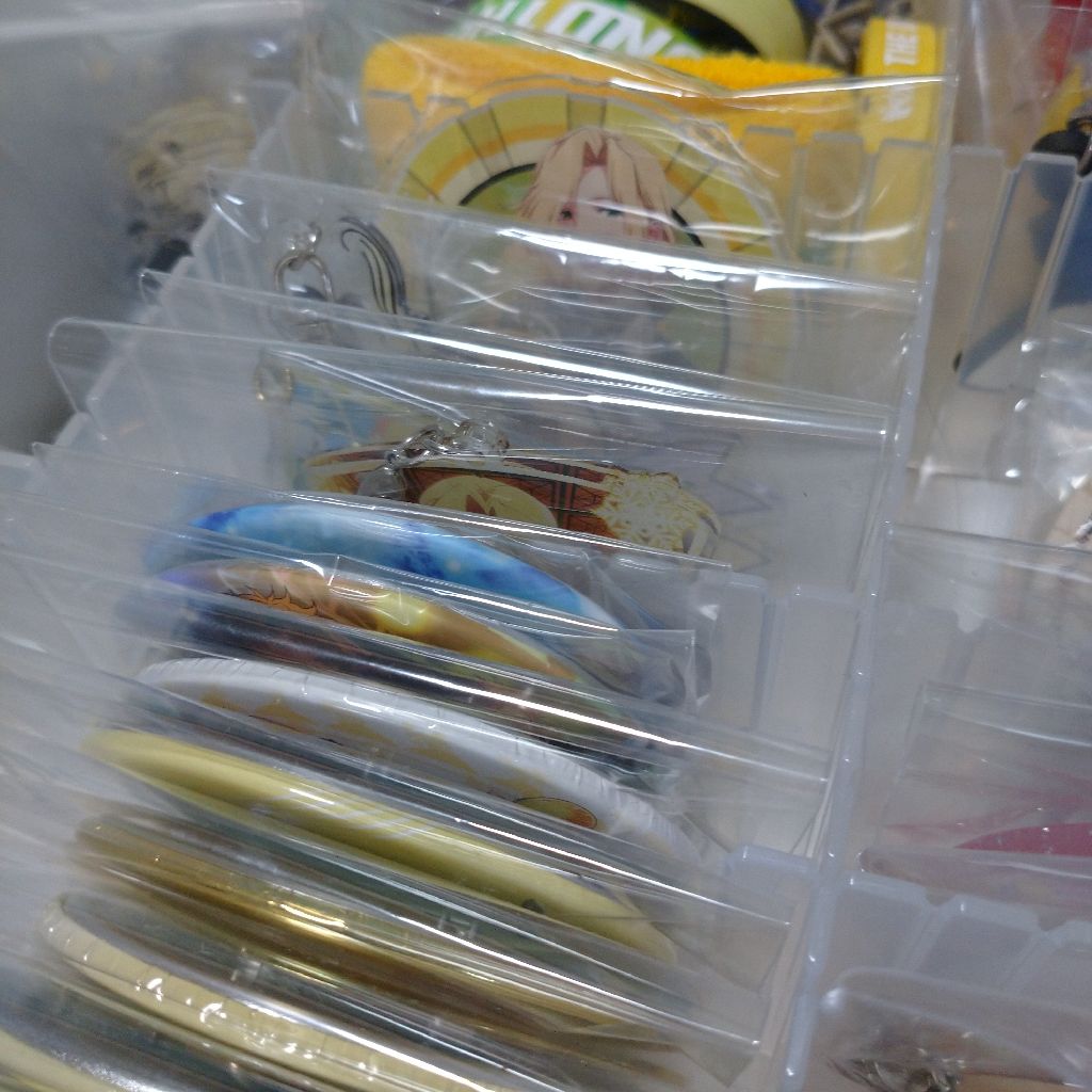 グッズ整理中（1）