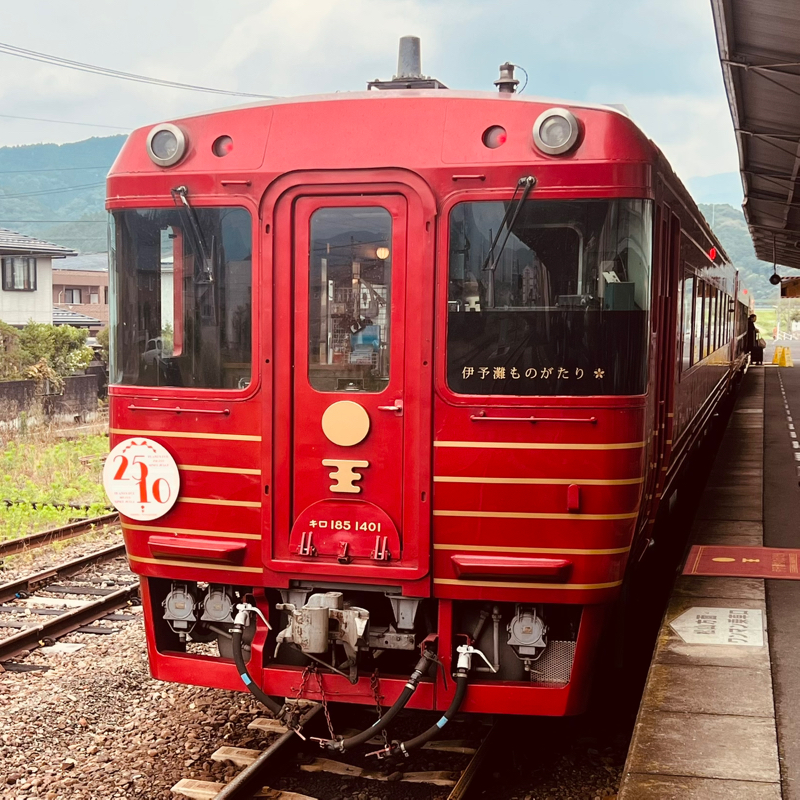 #187 新しくなった「伊予灘ものがたり」に乗りました