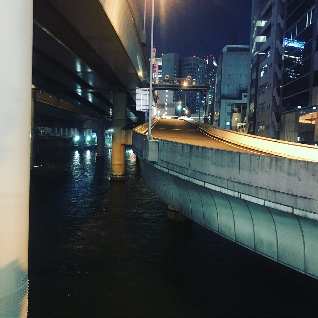 お名前を呼びます