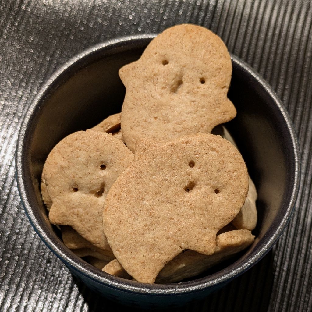 スコ休ミ(さんかくこむぎナッツ入)