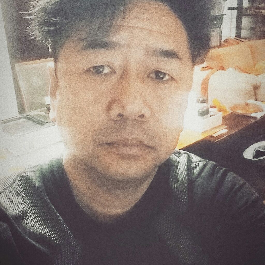 倉木麻衣さんのバックでベースを演奏していたのは俺の中学のマブダチでした❗