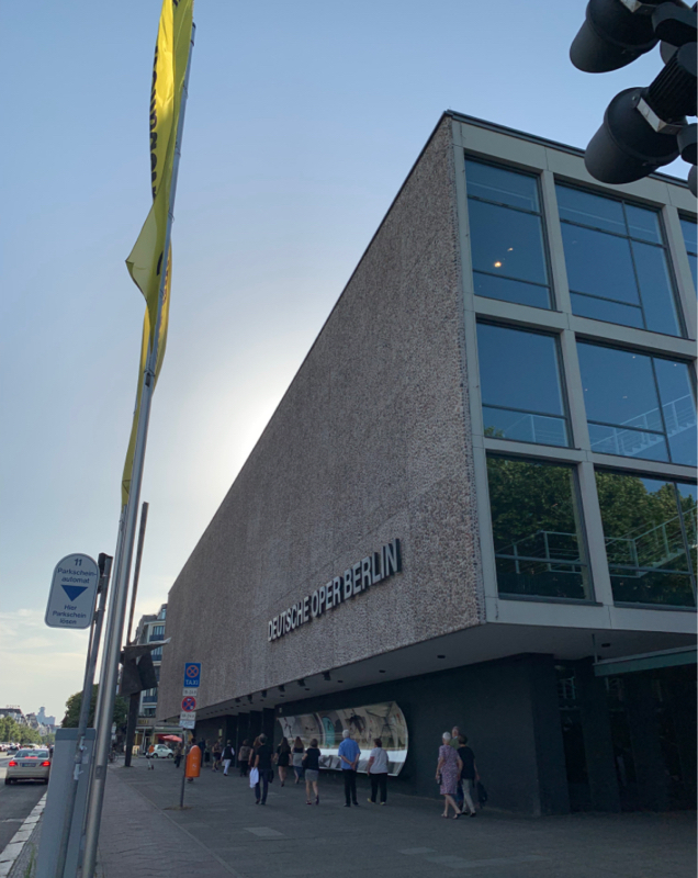 18:ベルリンの夜/子供がいない/オペラはいい席を買いましょう【ドイツ行き6】