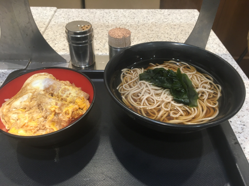 寿司飲み会とマジック！