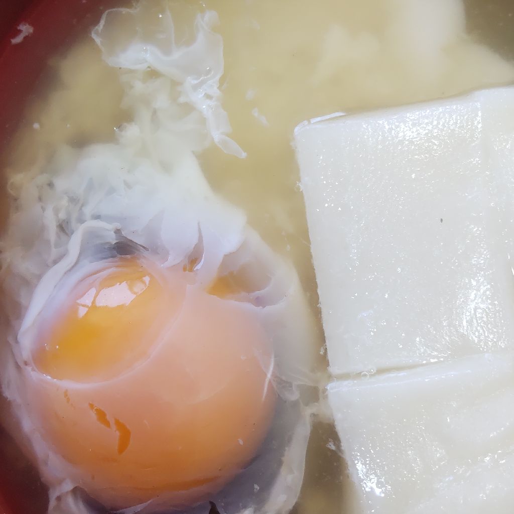 ノスラジ　生卵と映画「世界残酷物語」