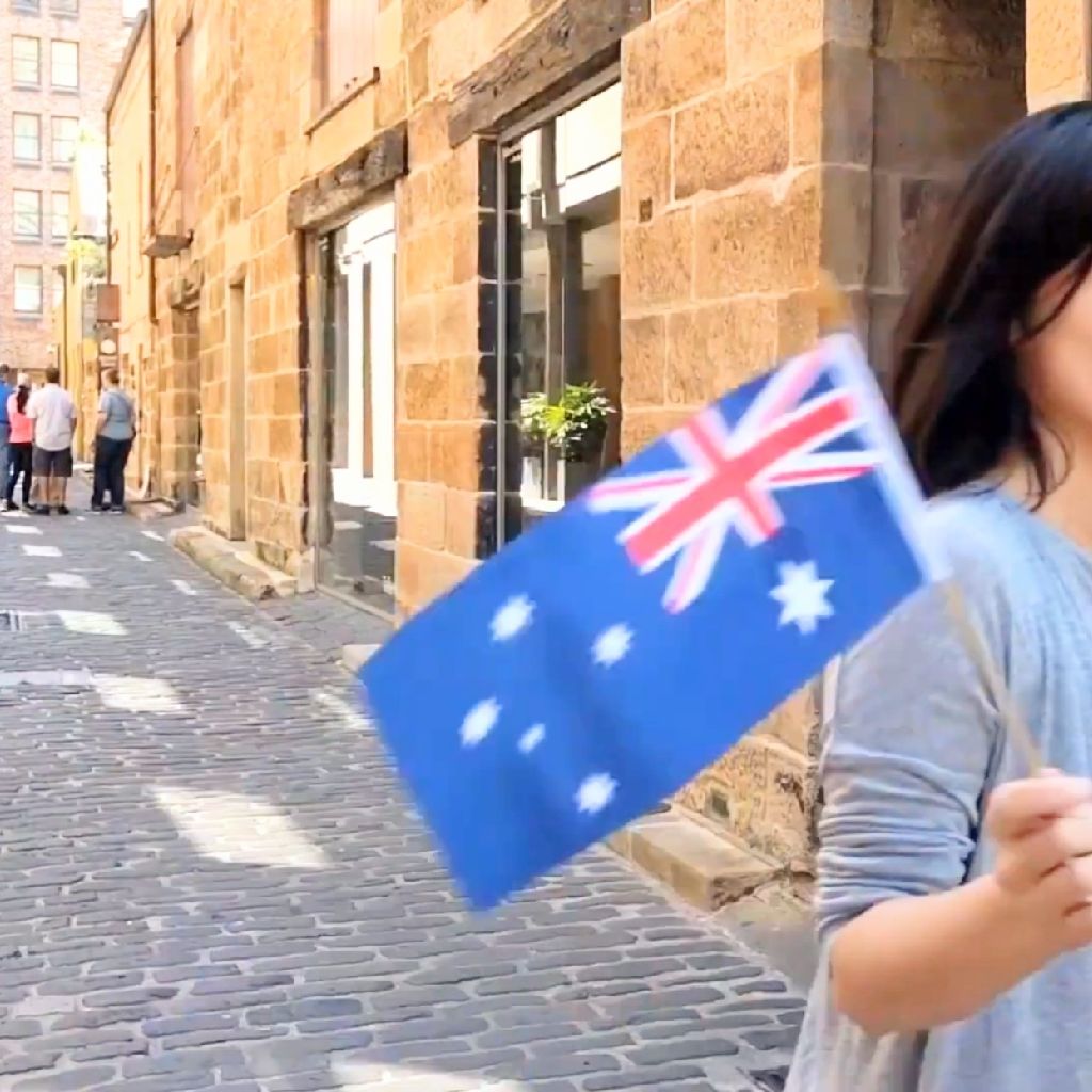 161 シドニーでロックダウン始まったので恋バナしてみる 声に出したい英会話風ラジオ Radiotalk ラジオトーク