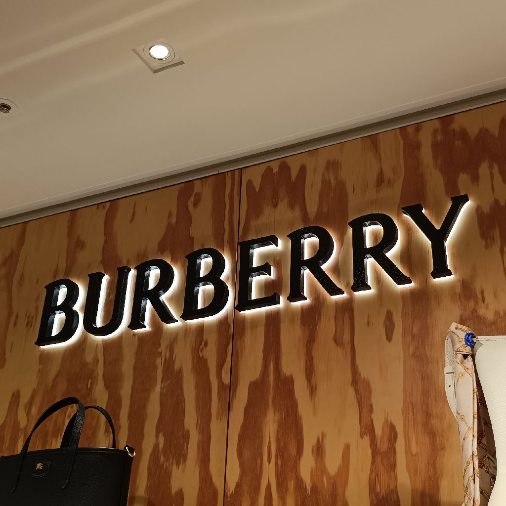 BURBERRY