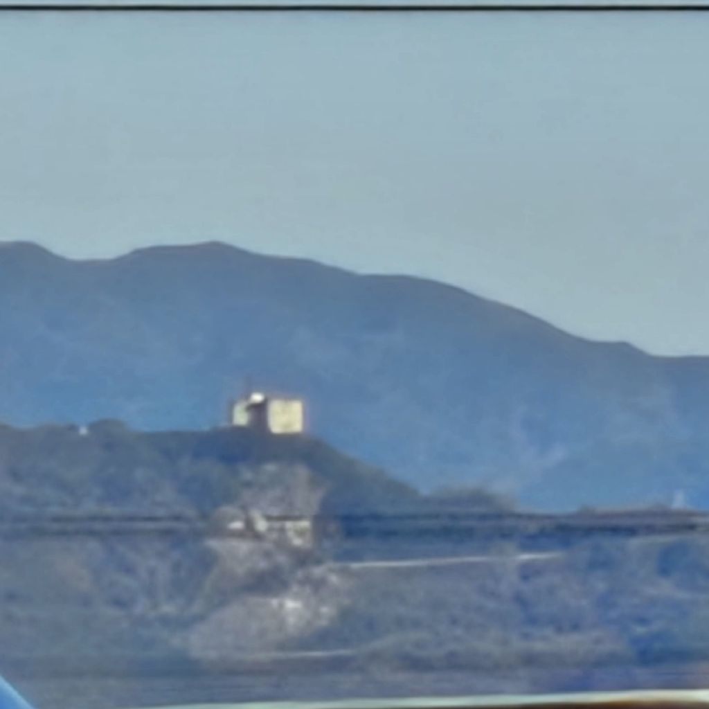 このお城のある麓の病院まで出掛けます🚙