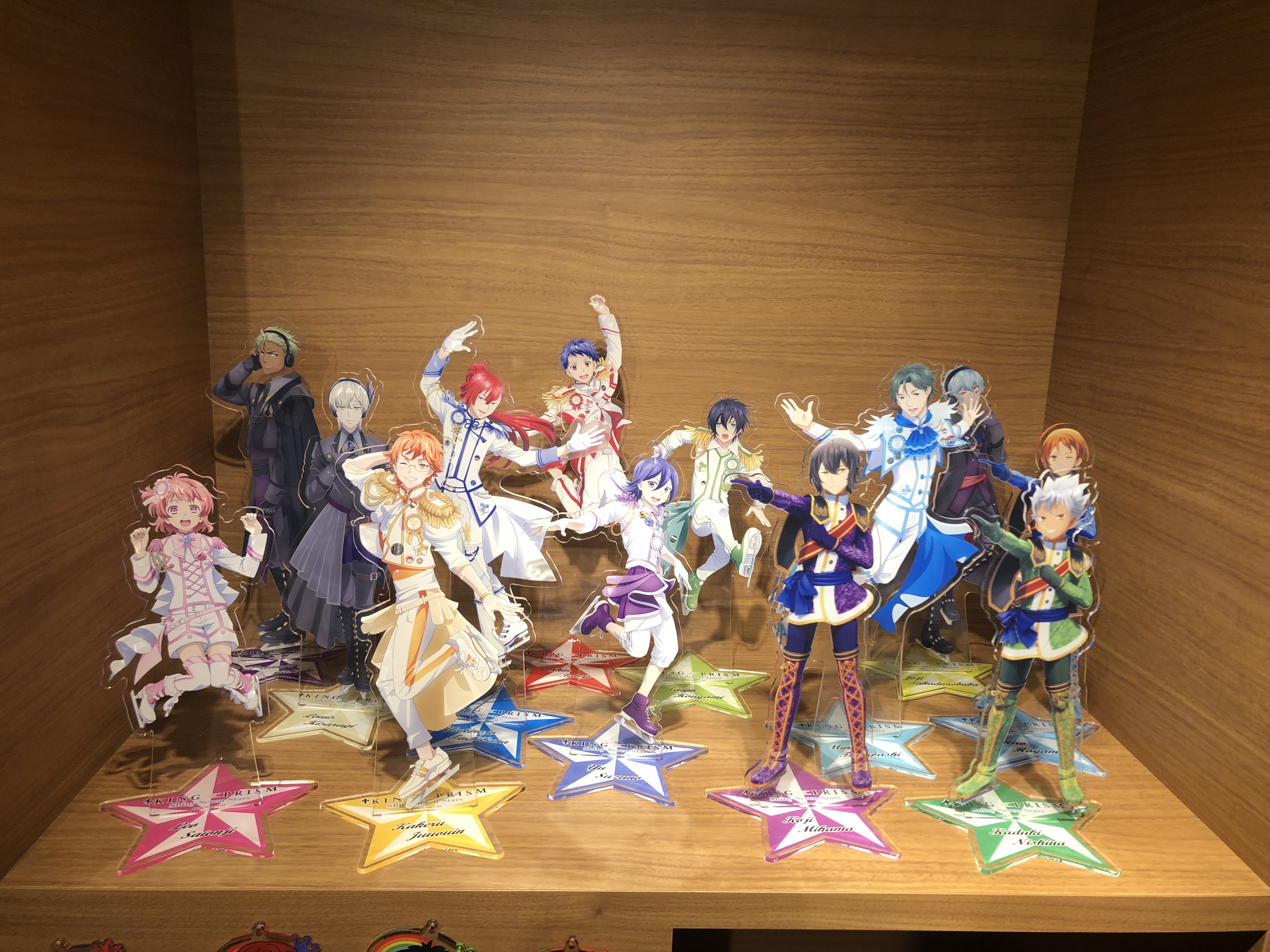 キンプリコラボホテルでメイクしながら