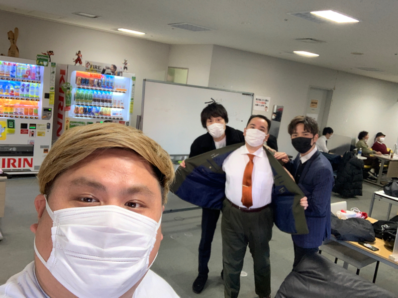 漫才劇場の楽屋でトーク