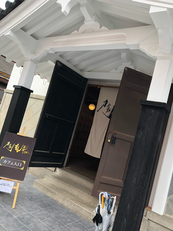 眠れない朝の話