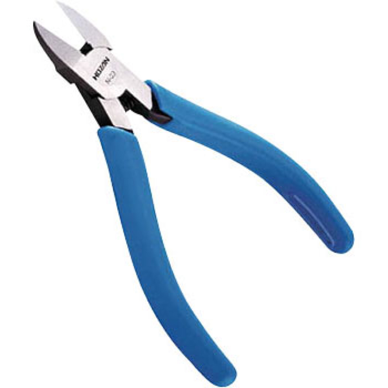 14.おじさんの鼻にニッパーで穴をあける話