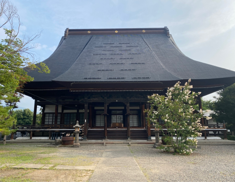 朝ラン25℃。キリ番㊗️記念特集にて地元のお寺でのラジオ体操に飛び入り参加してみた(笑)。#1600