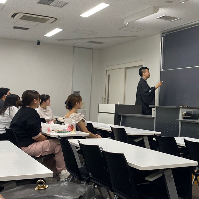 朝ラン21℃。歴史的な瞬間と246と江戸の風と帝国ホテルと手拭いデザインを考える東久留米。#1641