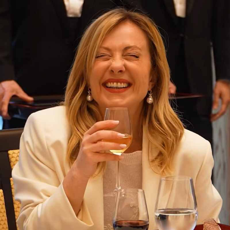 朝ラン-1℃。早起きした土曜朝とジョルジュメローニの美しさとヤバい新党と慶喜家の墓仕舞い。#1746