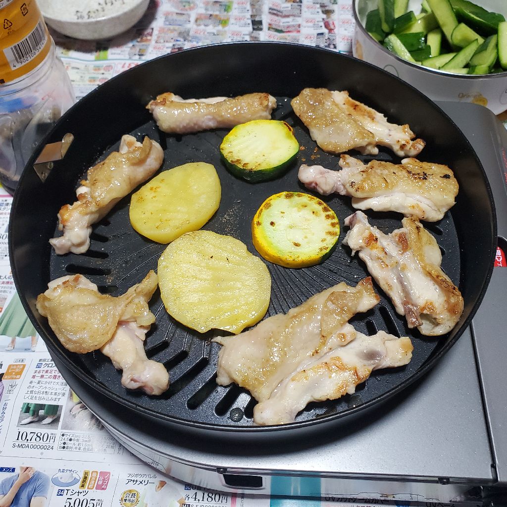 20250810 部屋のレイアウト変更とやきまるスリムで焼肉の話