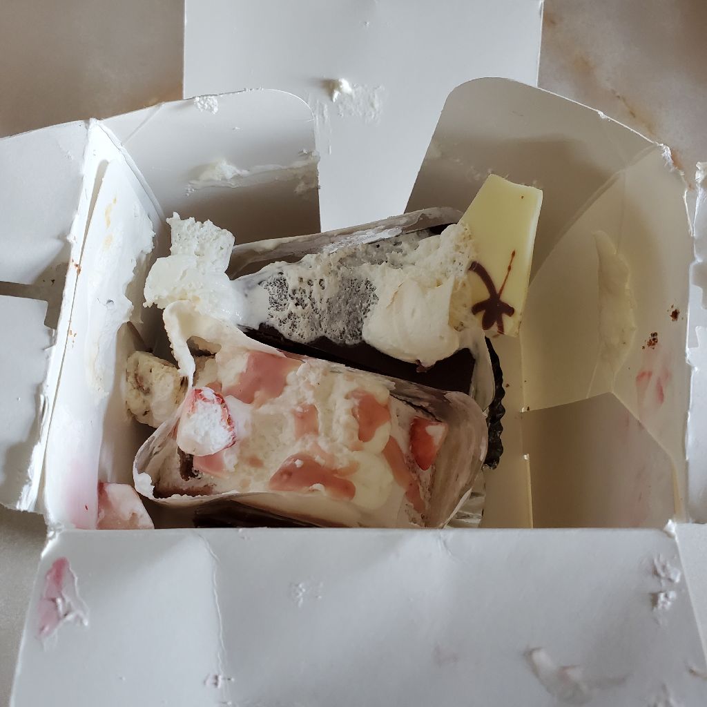 20251213 忘年会の話と続ギターの話