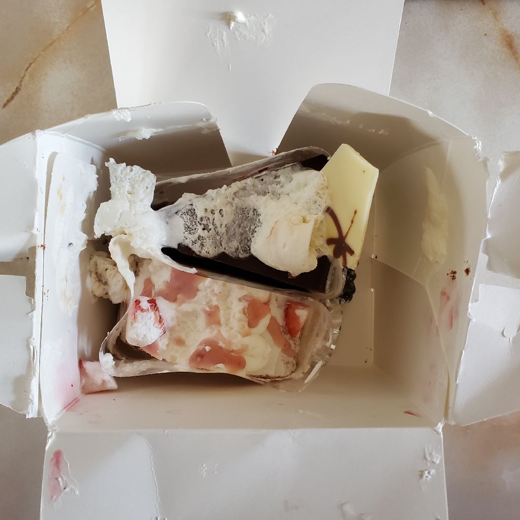 20251213 忘年会の話と続ギターの話