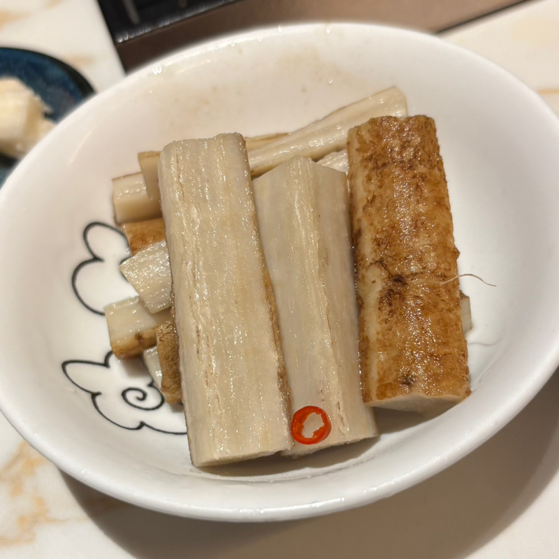 まぁまぁまぁ。