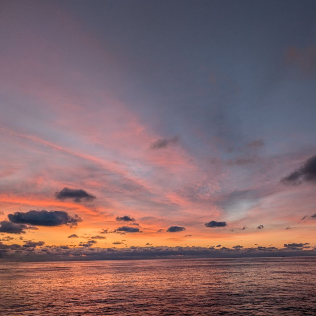 ふろんてぃあ🌅