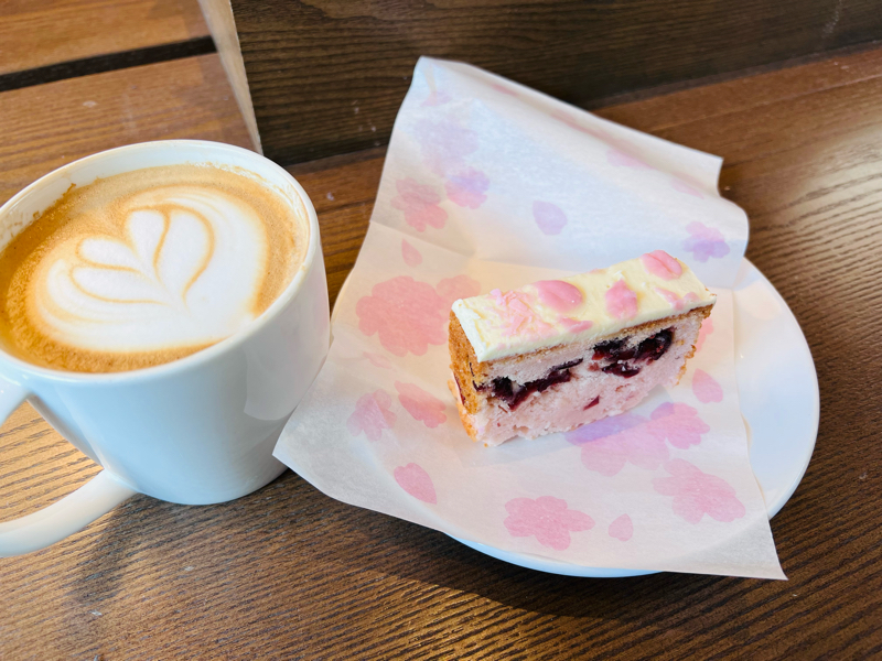 スタバの桜が最高🌸