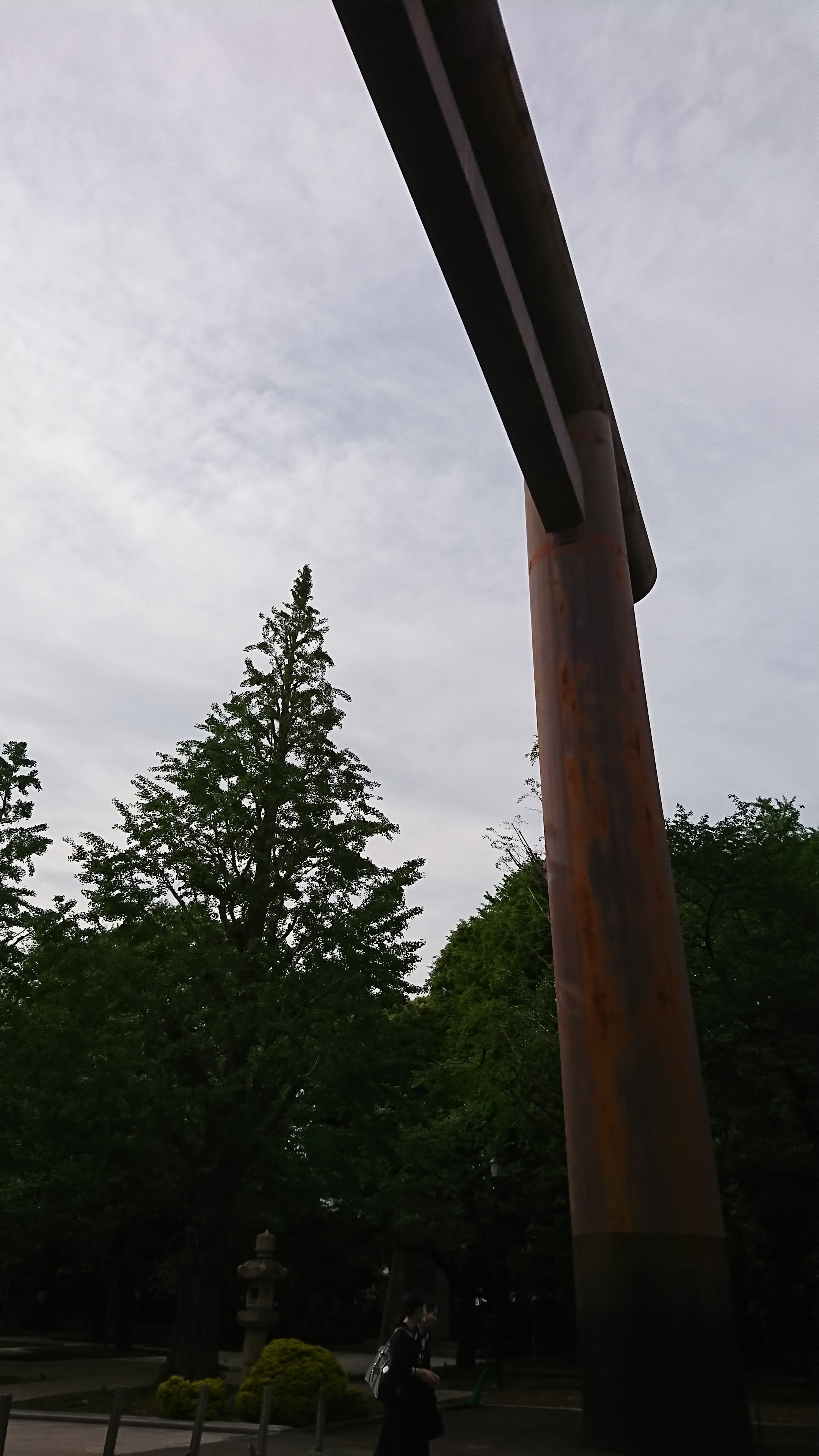 カビみたいな声