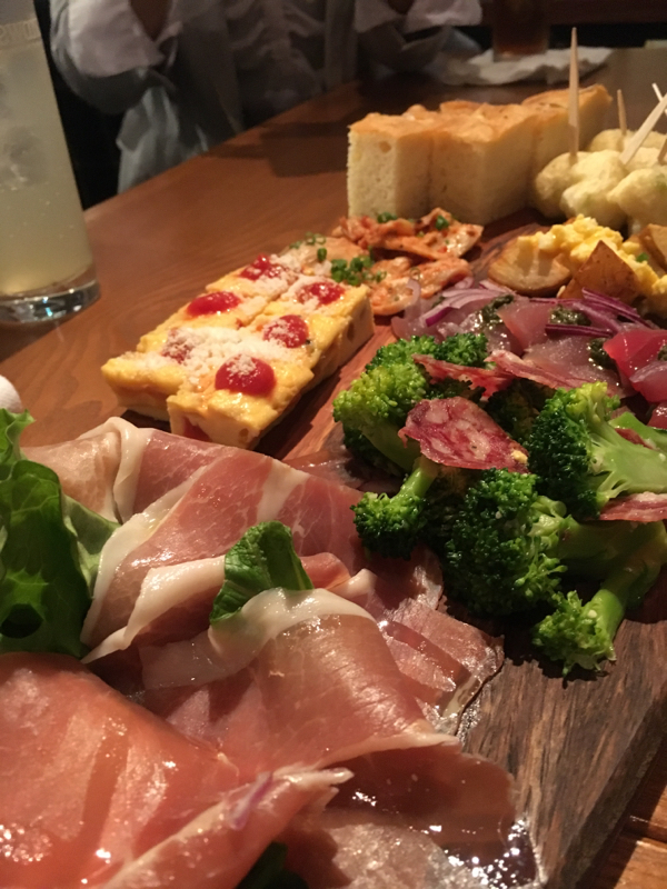 バーチャルの呼ぶほうへ