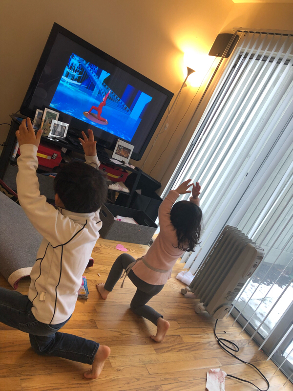 057 キッズヨガ始めました