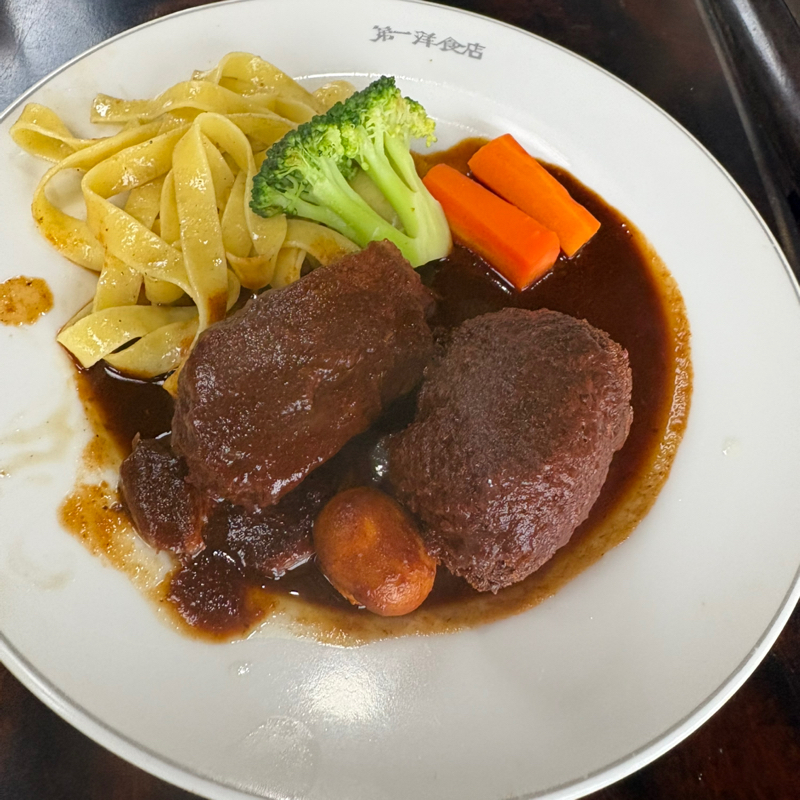107年の歴史・第一洋食店（苫小牧）