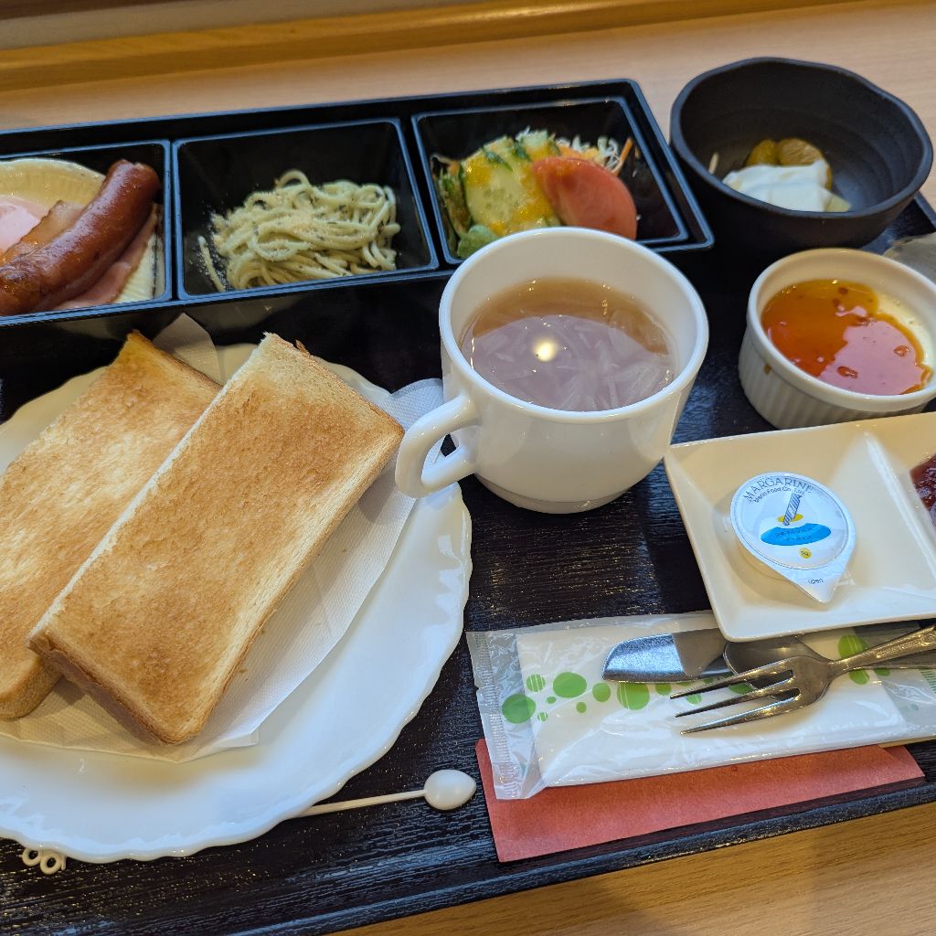 キタ、朝の電車で