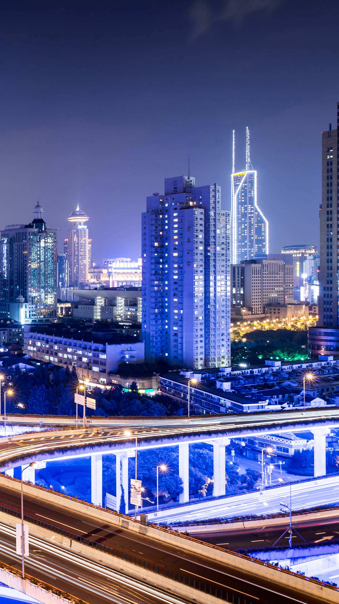 人を当てにするな!!!しかし一人より......