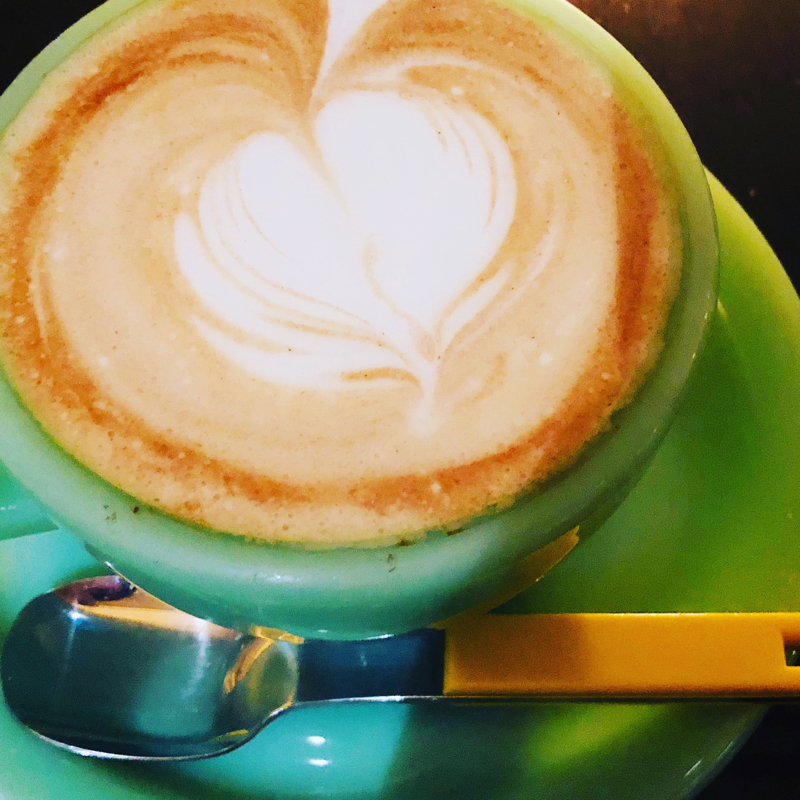 土曜日の昼下がり