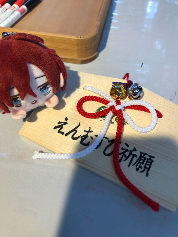 ①隣の芝生は青過ぎて嫉妬する