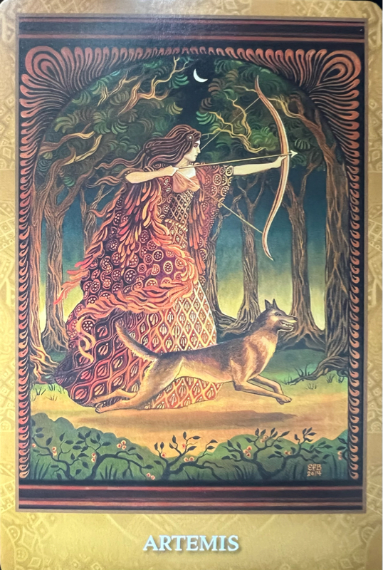 アルテミス　　狩猟の女神