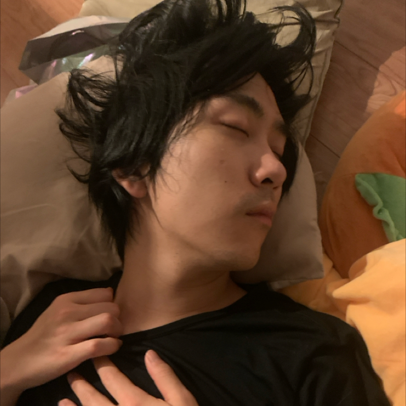 #1223 田中机以外いる