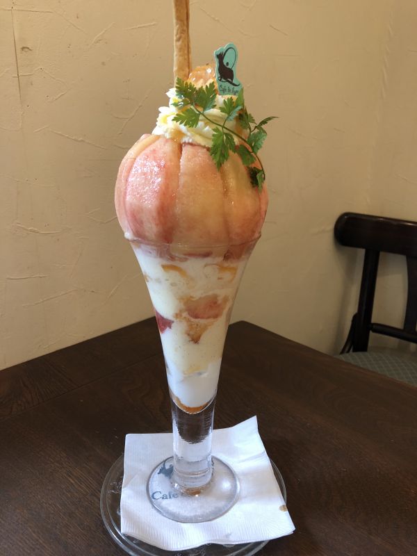 東海地方パフェ巡り「名古屋・カフェ ド リオン」