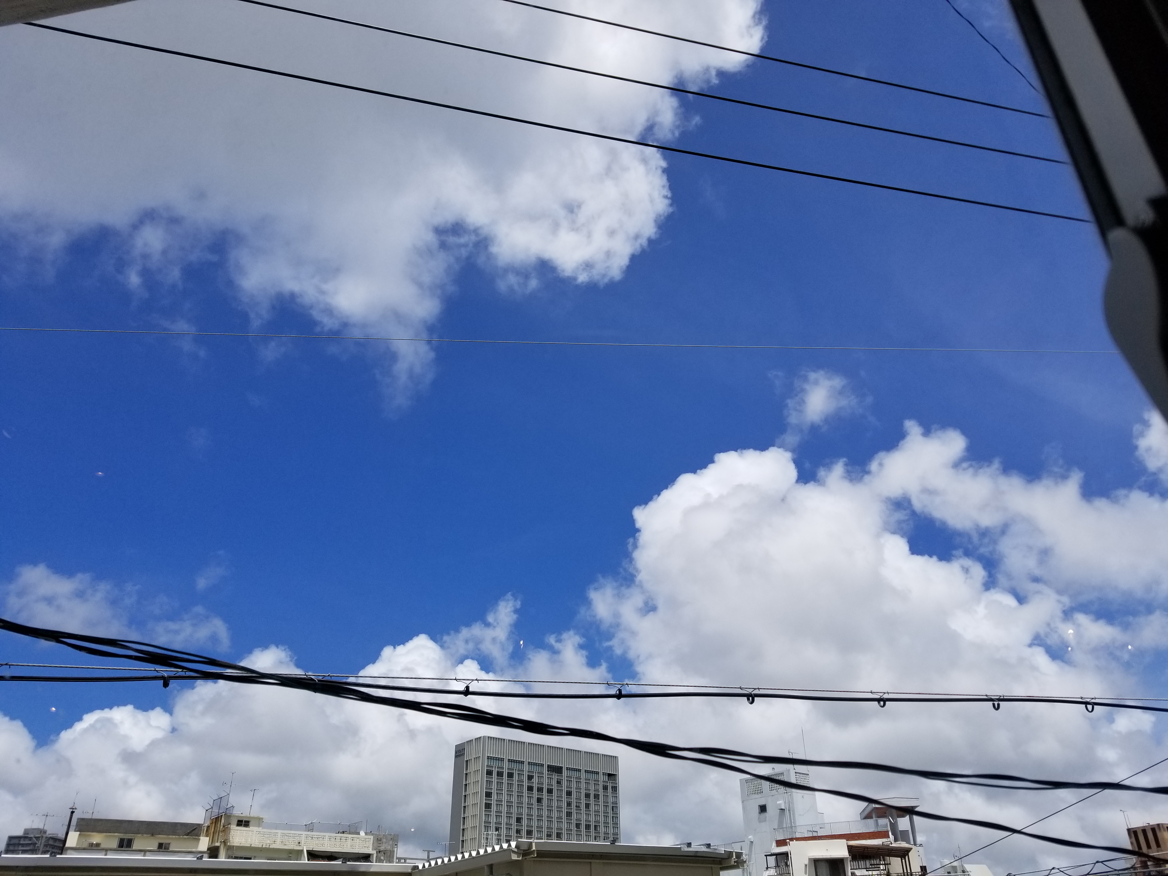 音で旅する沖縄～沖縄公設市場2階食道の賑わい