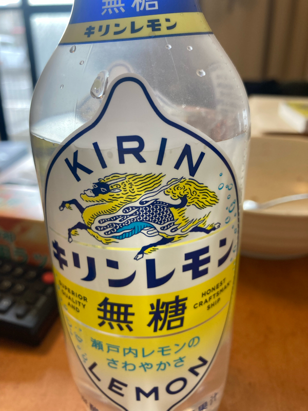 #23炭酸飲料と炭酸水は似て非なるもの