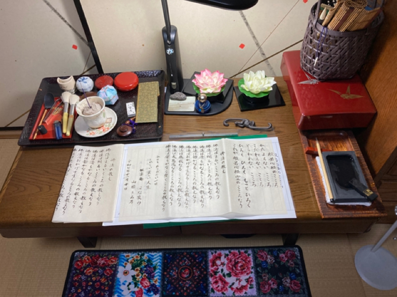 冬の設えをしながら、整える場作りを致しました。