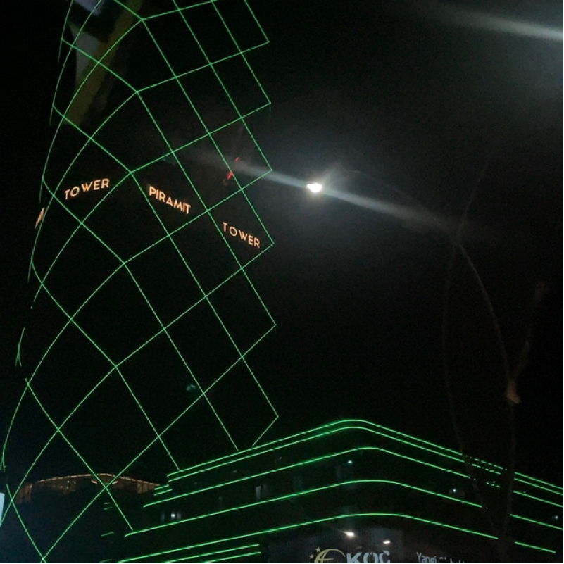 in 首都